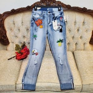Bajara Patched distressed Jeans